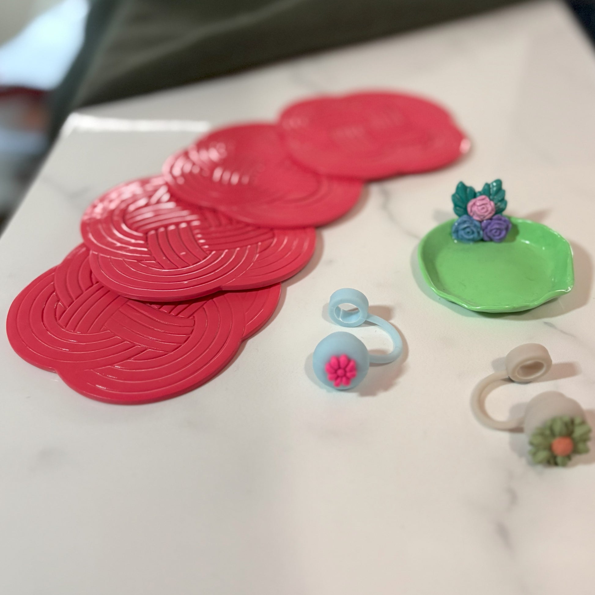 2 straw cover caps, 4 coasters and a mini trinket tray