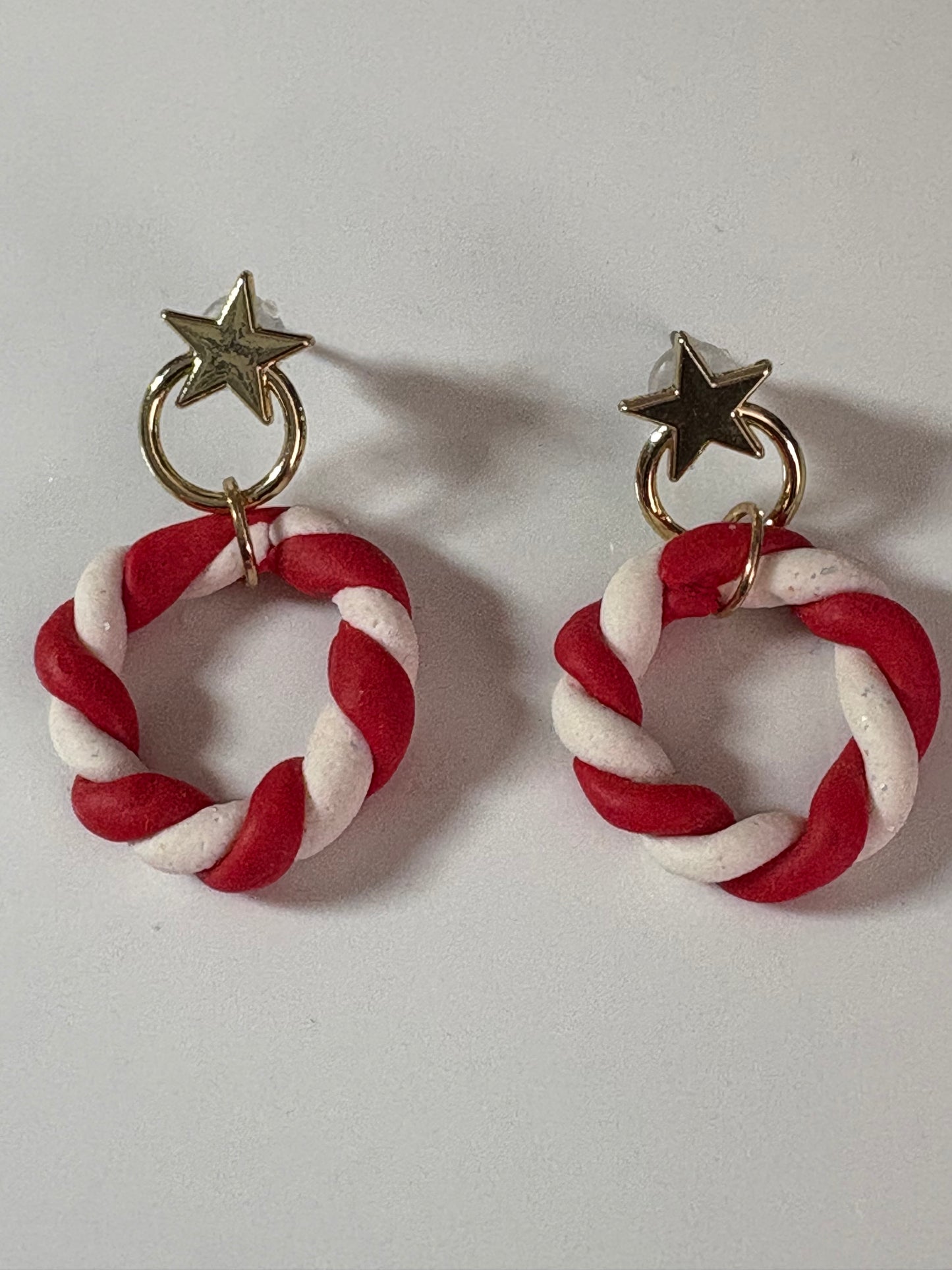 Christmas Twisted Circle Dangle Stud