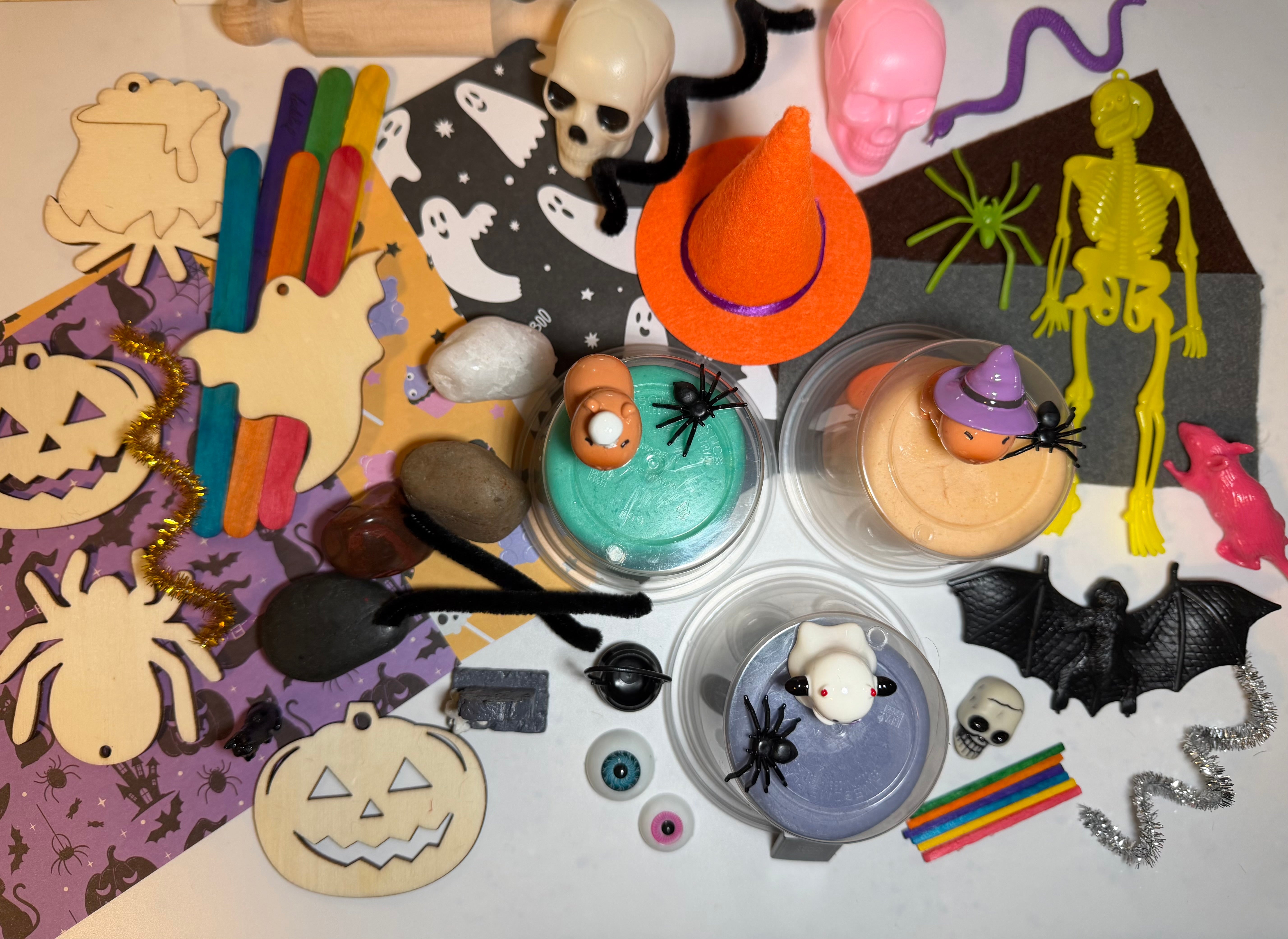Halloween Themed Sensory Play Kit - Krafty Kat