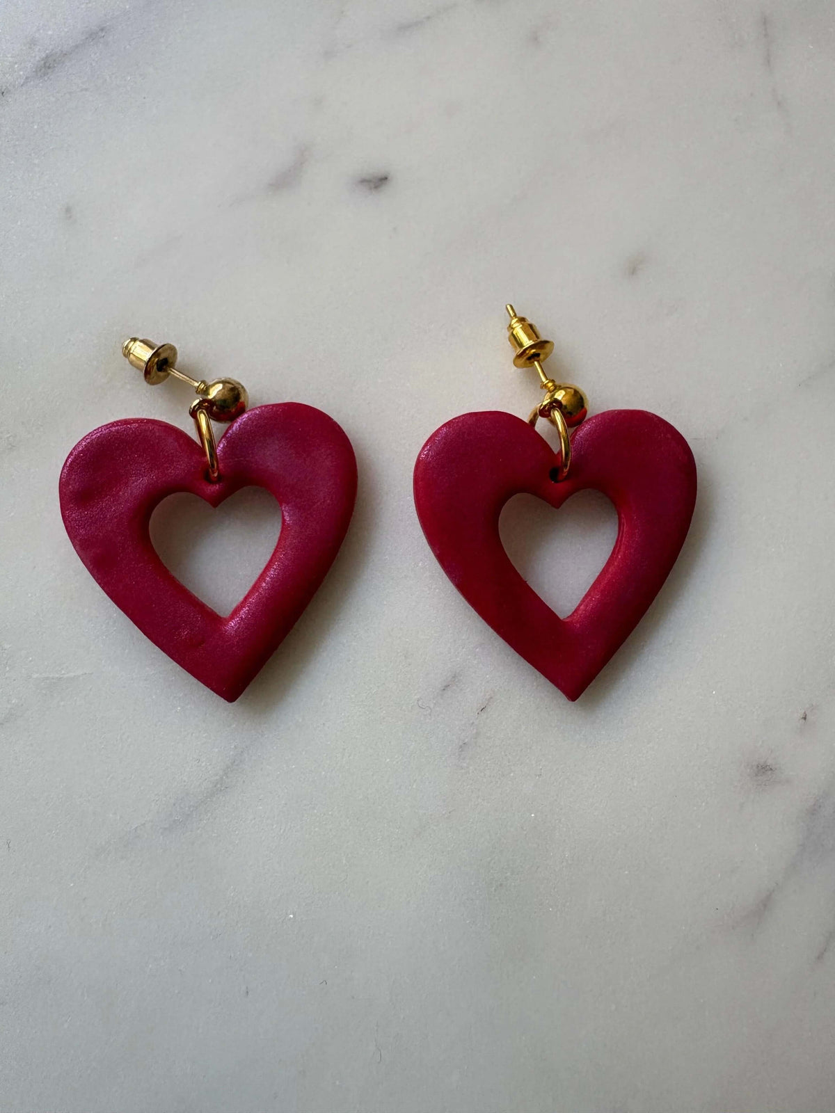 Shimmering Heart Outline Dangle Stud Earrings - Krafty Kat