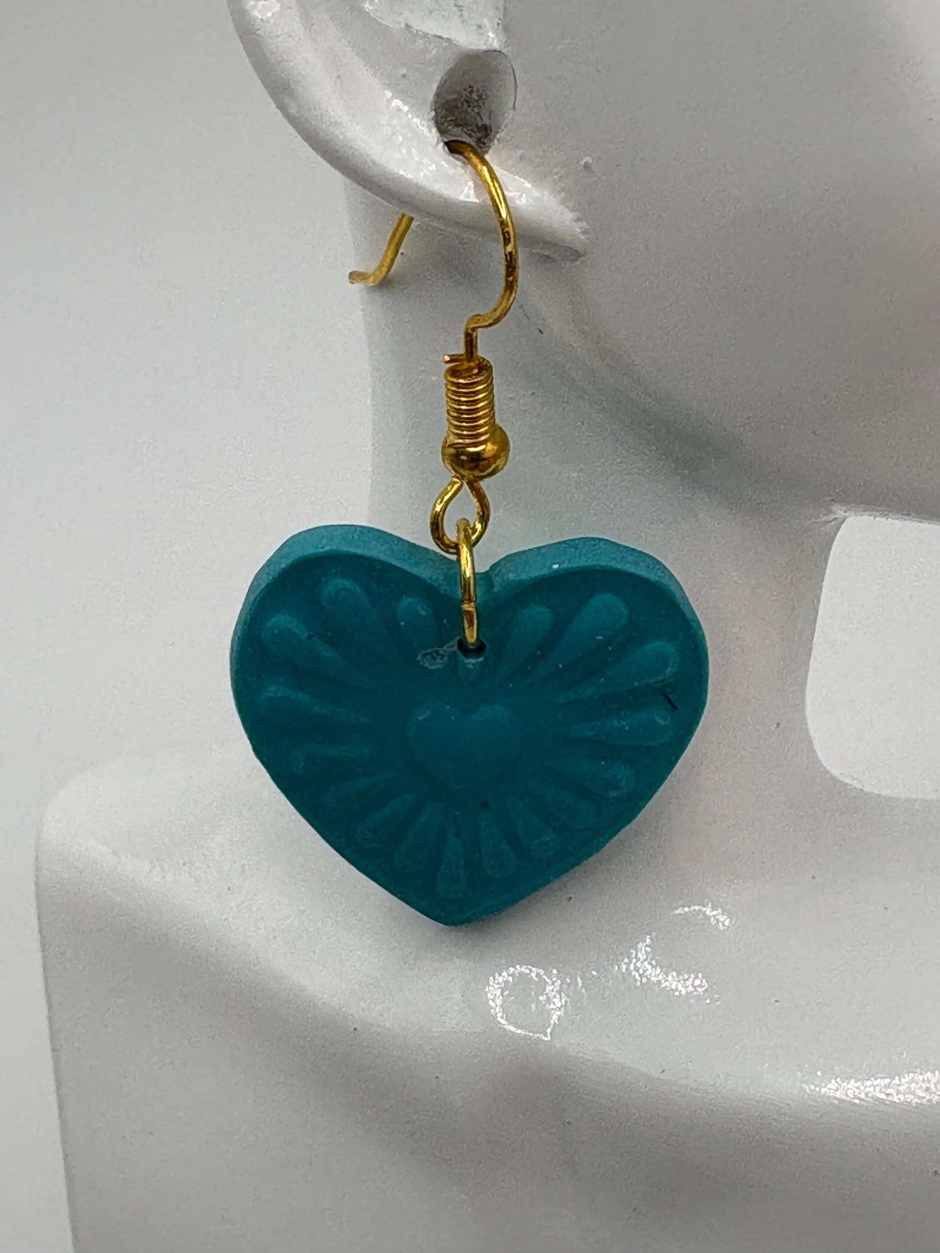 Teal Blue Mini Heart Inside Large Heart Hook - Krafty Kat