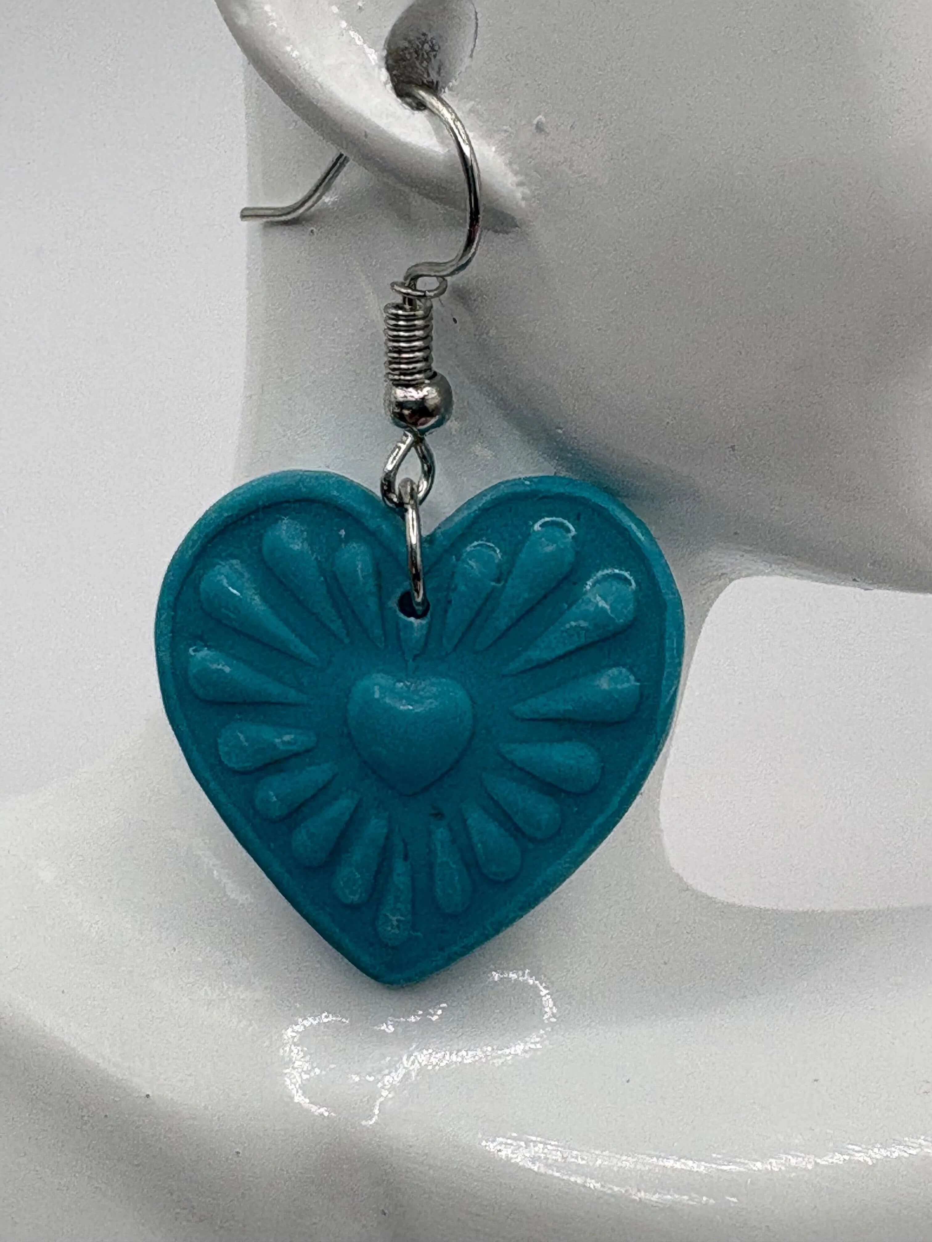 Teal Blue Mini Heart Inside Large Heart Hook - Krafty Kat